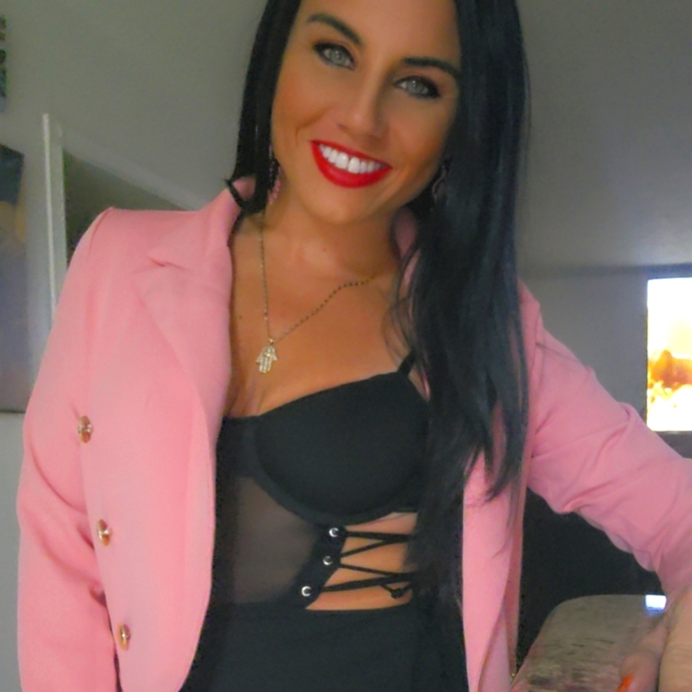 Meet your Posher, Melanie